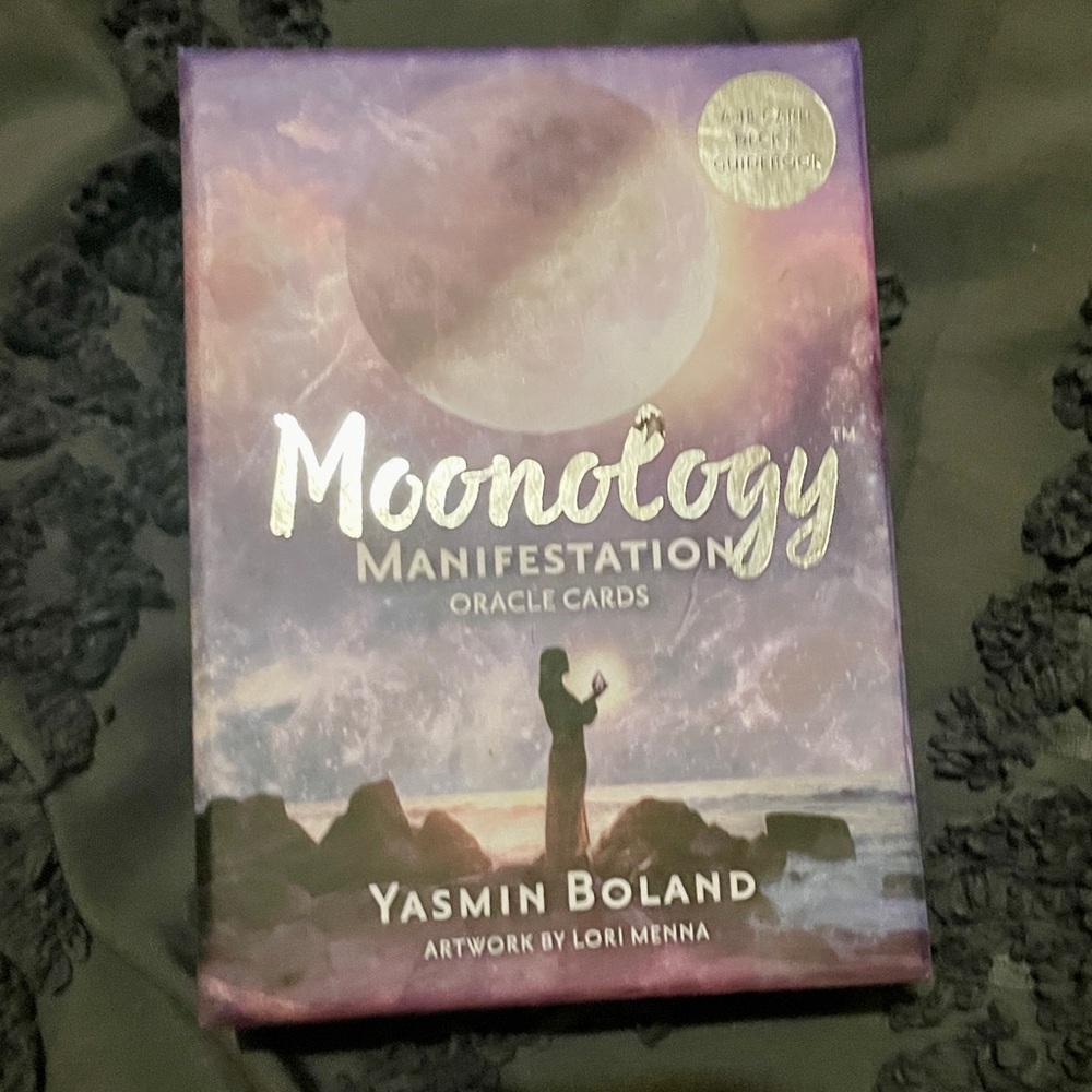 Moonology Manifestation Oracle Cards